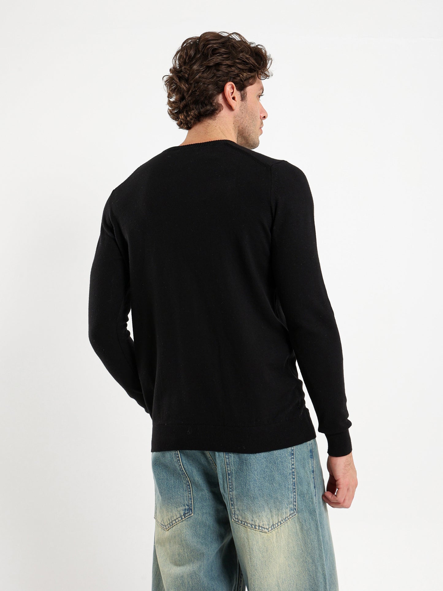 Basic Round Neck Pullover