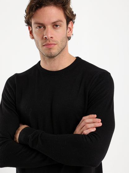 Basic Round Neck Pullover