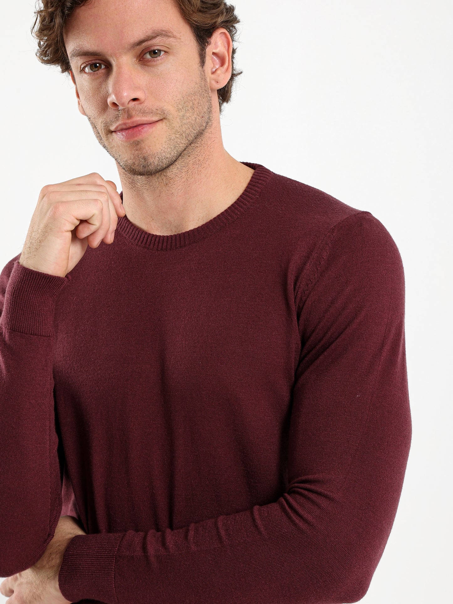 Basic Round Neck Pullover