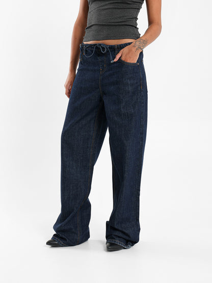 Flowy Elastic Waist Jeans