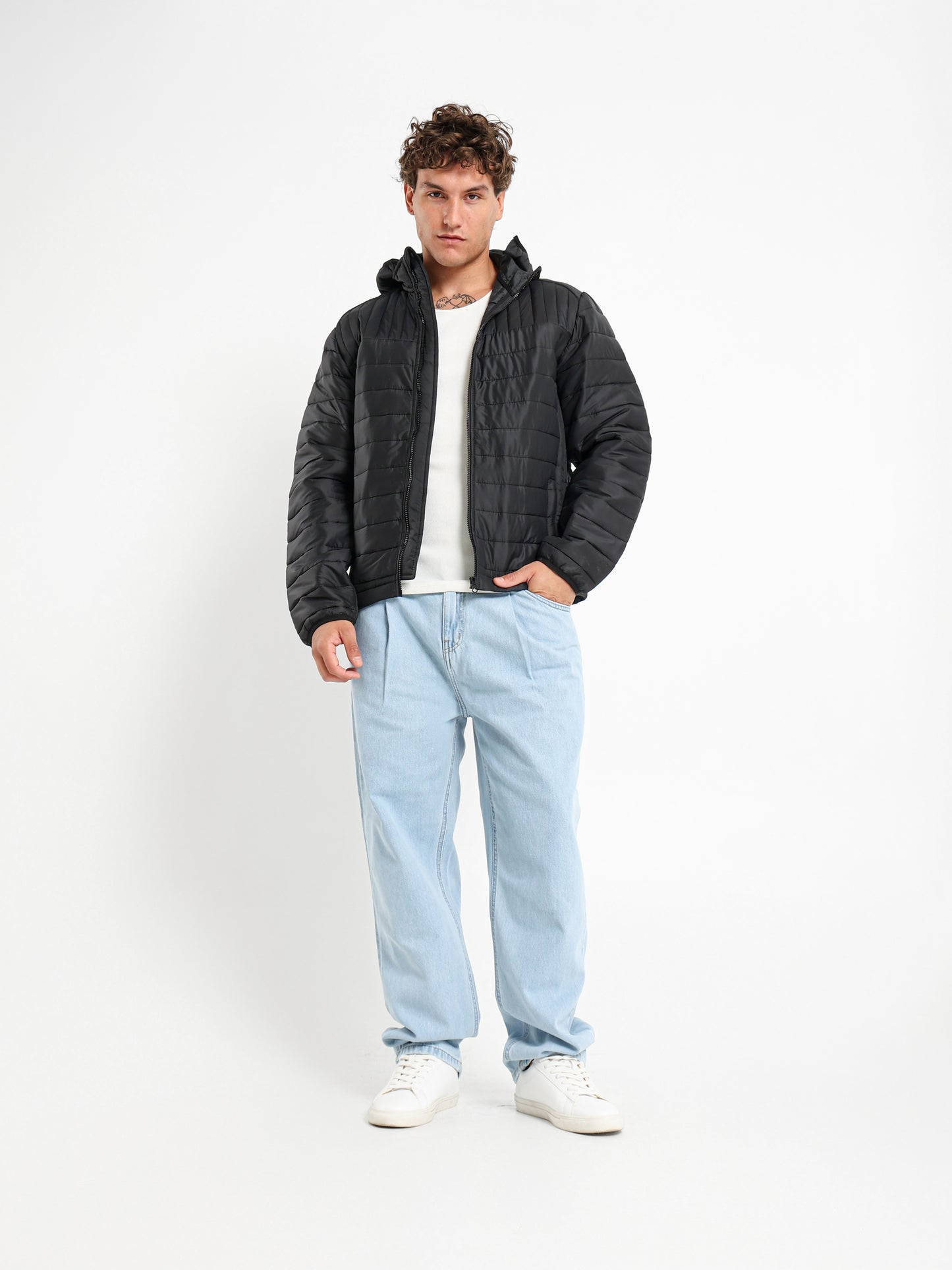 Tapered Regular Jeans With Front Pleats