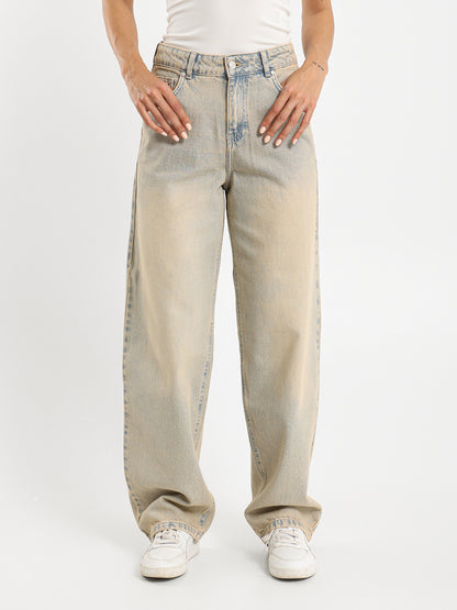 Relaxed Tapered Jeans