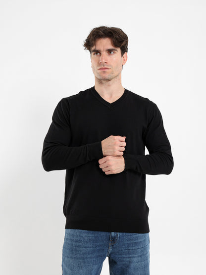 Basic V-Neck Pullover