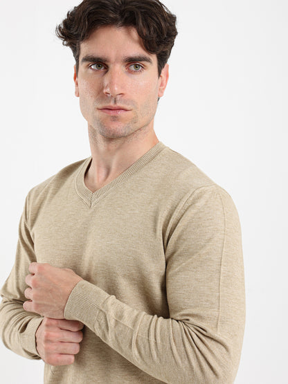 Basic V-Neck Pullover