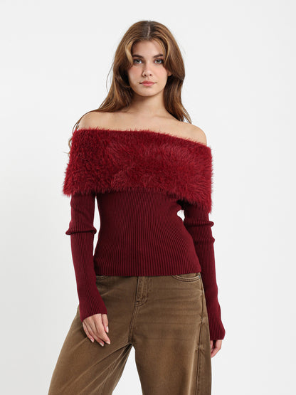 Loose Off-Shoulder Pullover