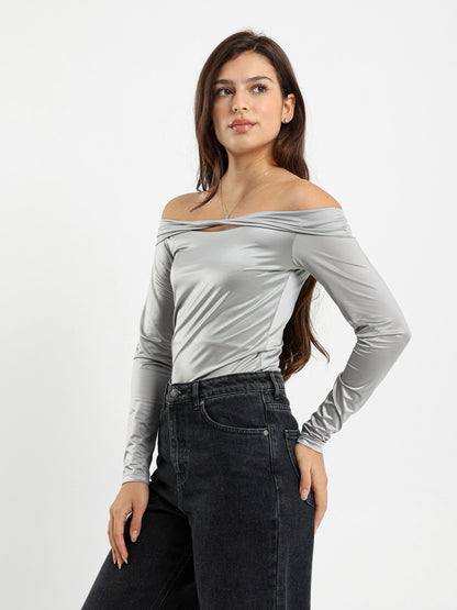Off Shoulder Top With Cutout And Twist