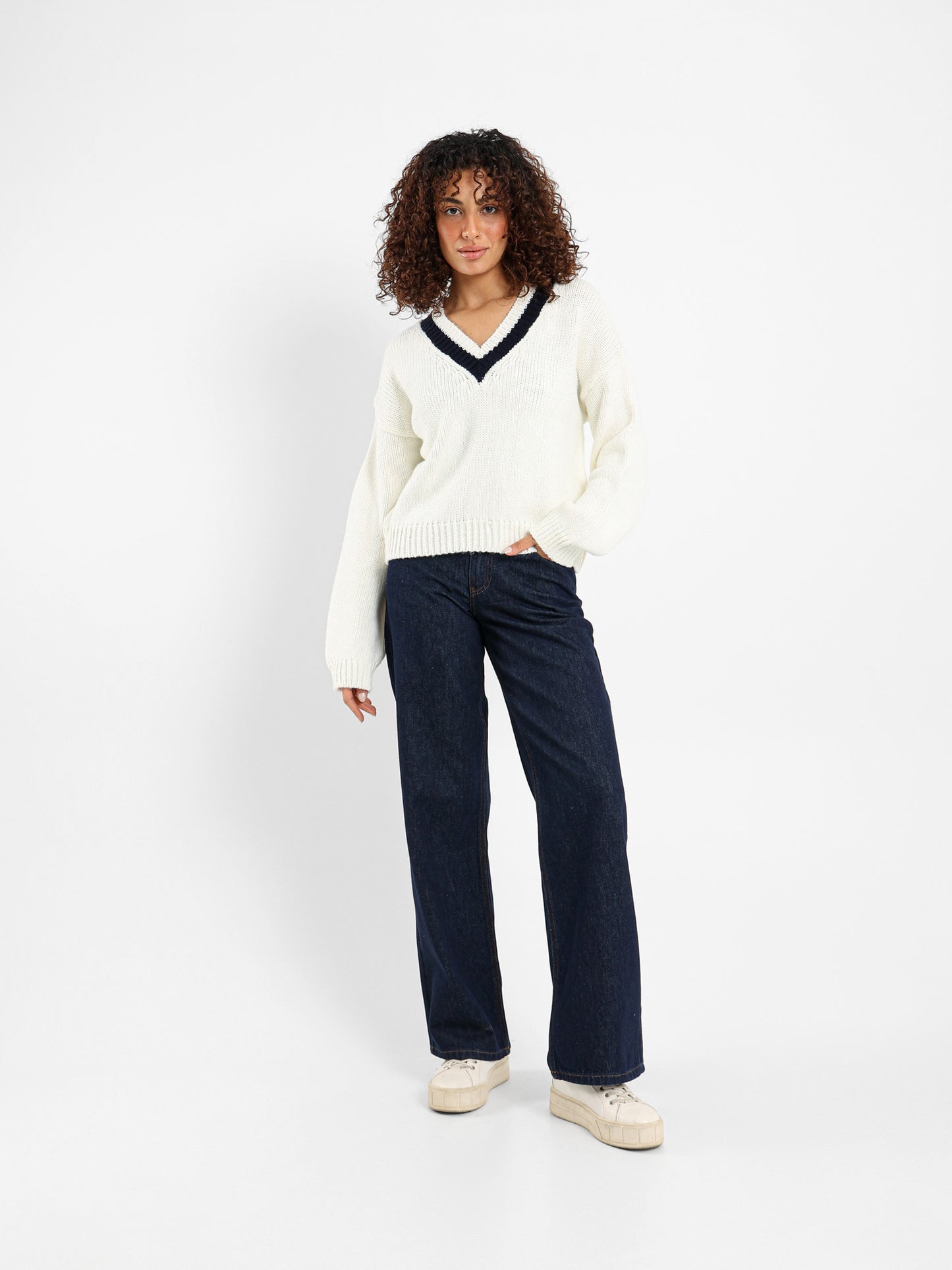 High V-Neck Pullover