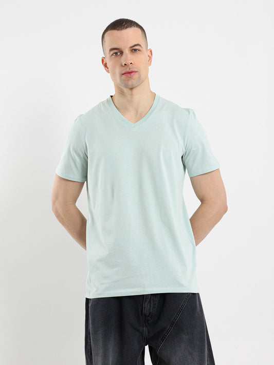 Basic Regular Fit V-Neck T-Shirt
