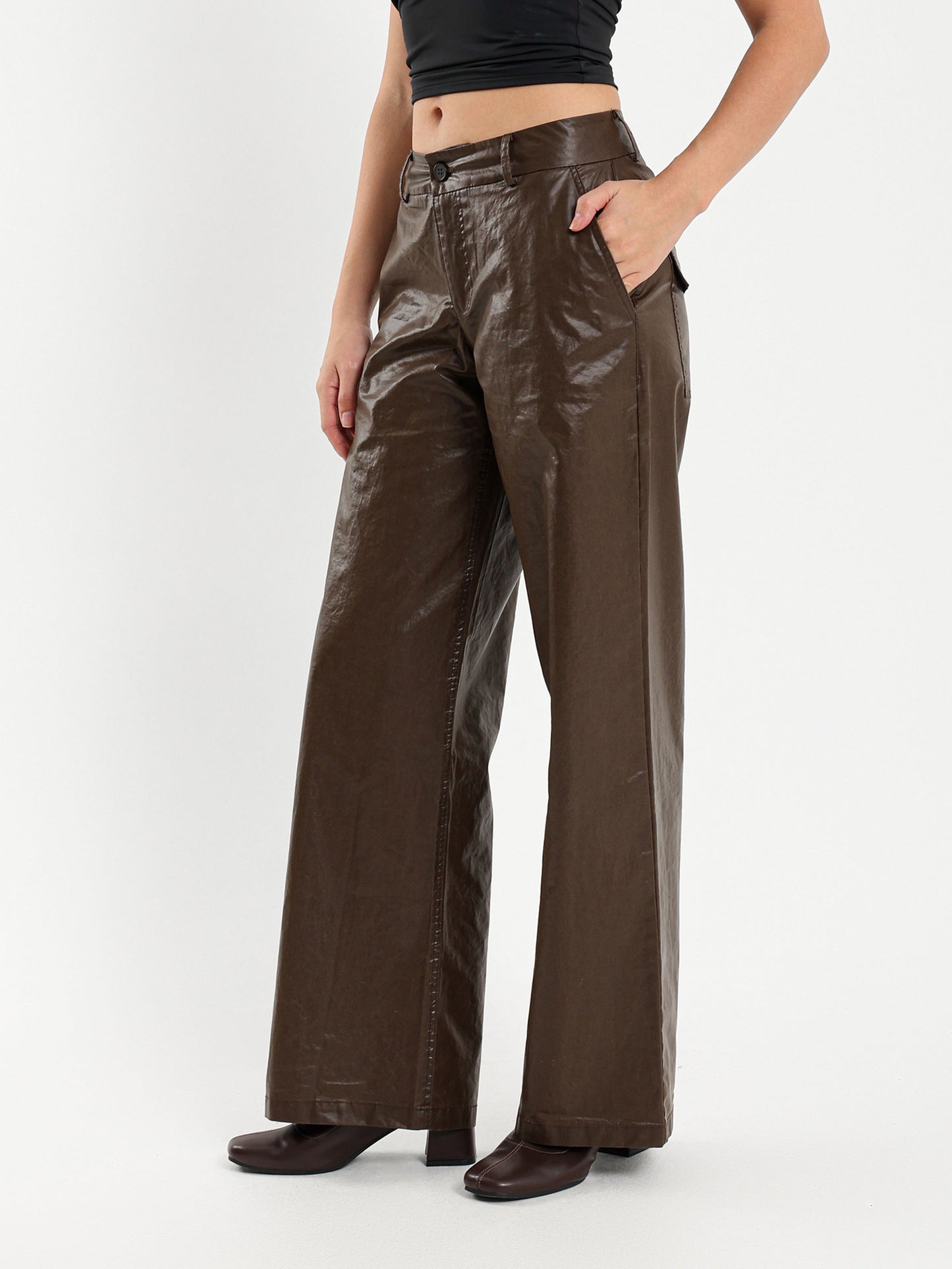 Loose Pants with Large Back Pockets