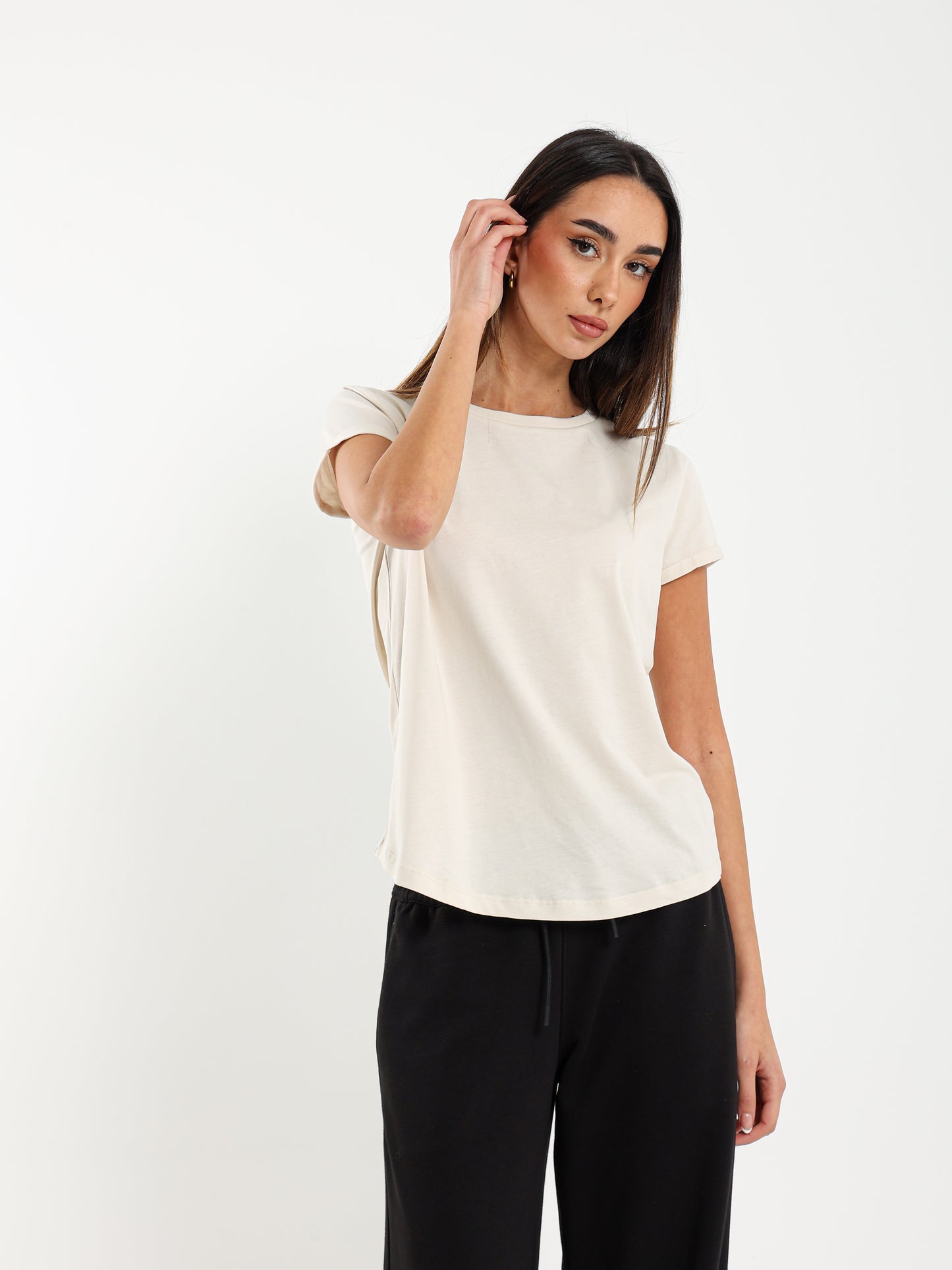 Crew Neck Round Hem T-Shirt