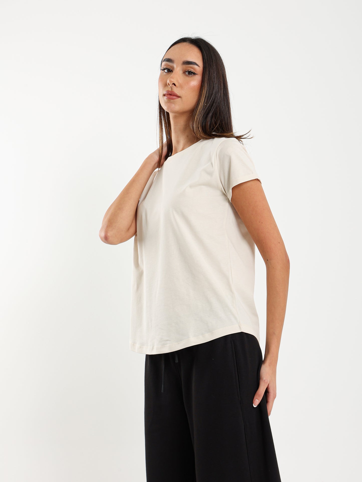 Crew Neck Round Hem T-Shirt
