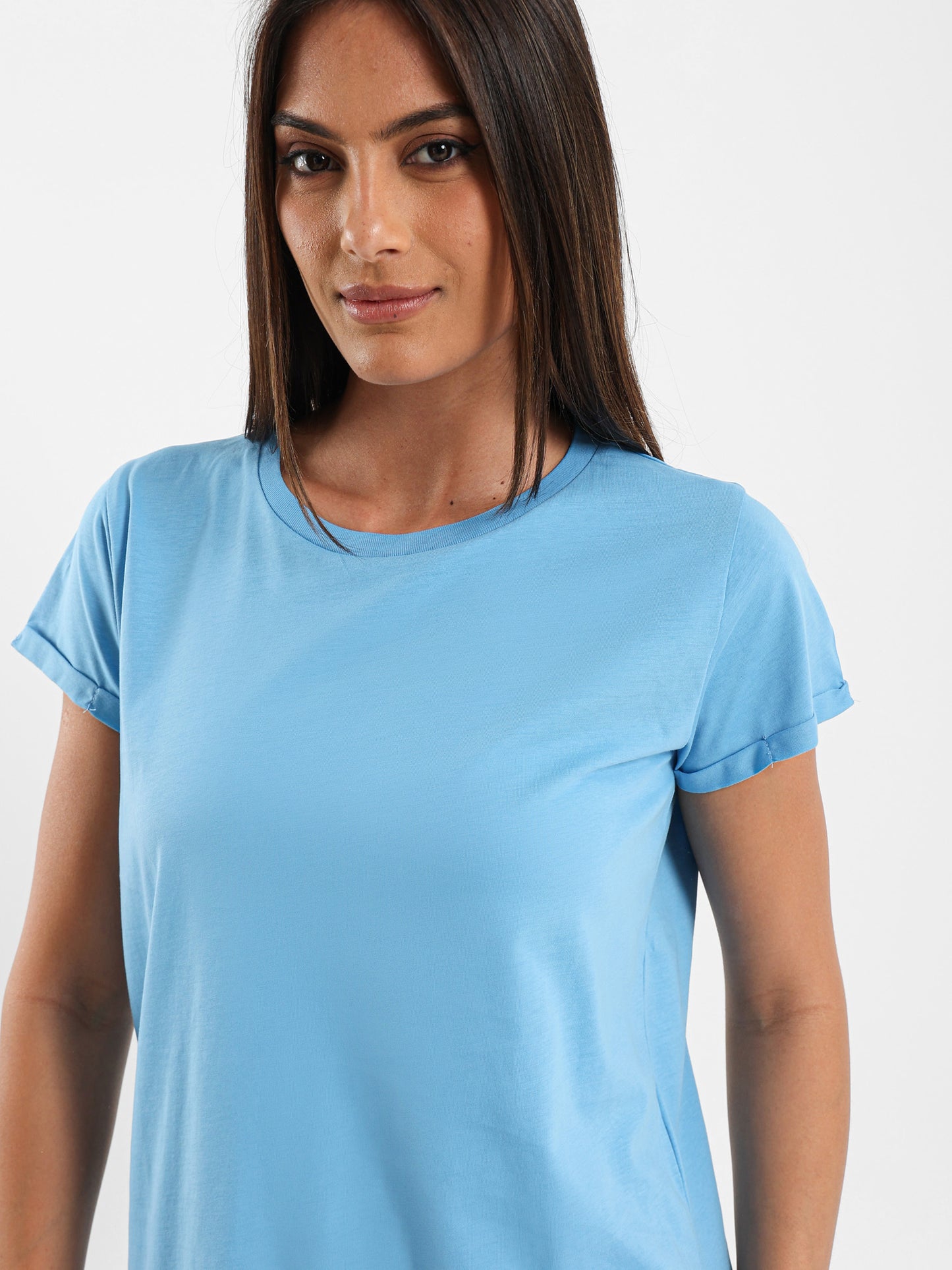 Crew Neck Round Hem T-Shirt