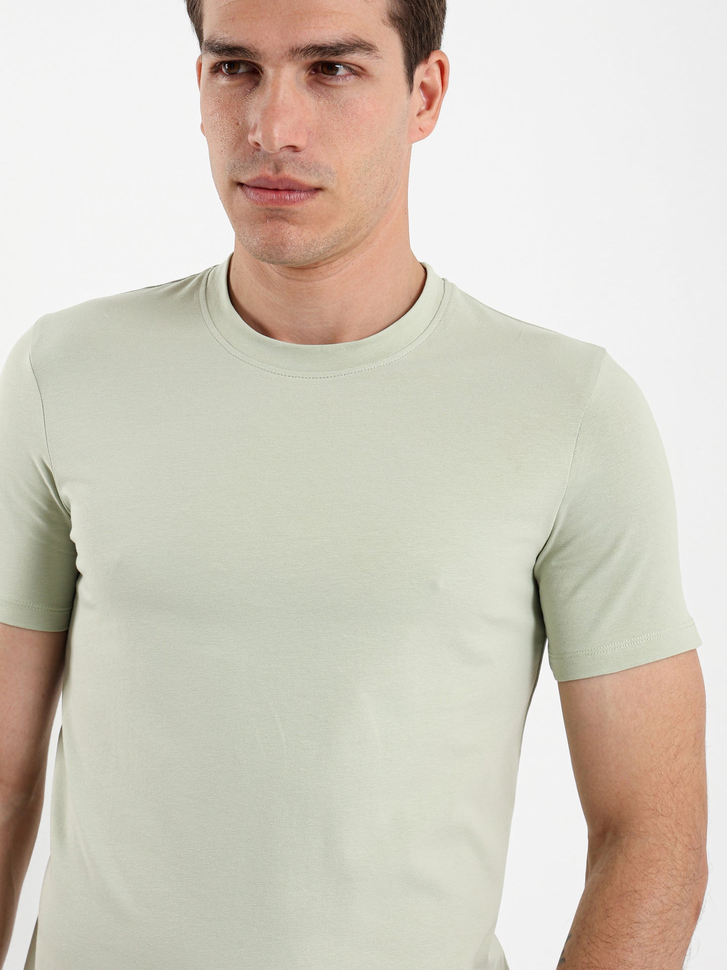 Basic Muscle Fit T-Shirt