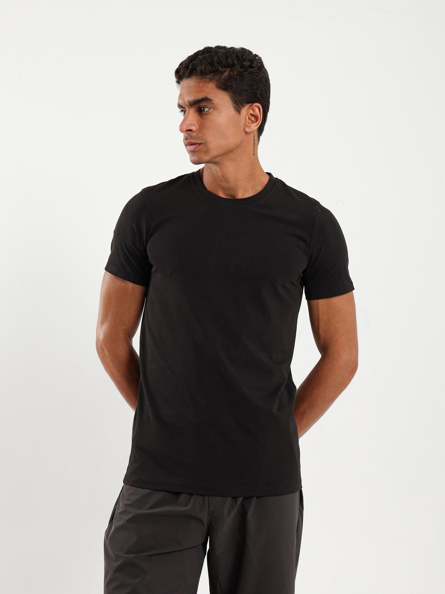 Basic Muscle Fit T-Shirt