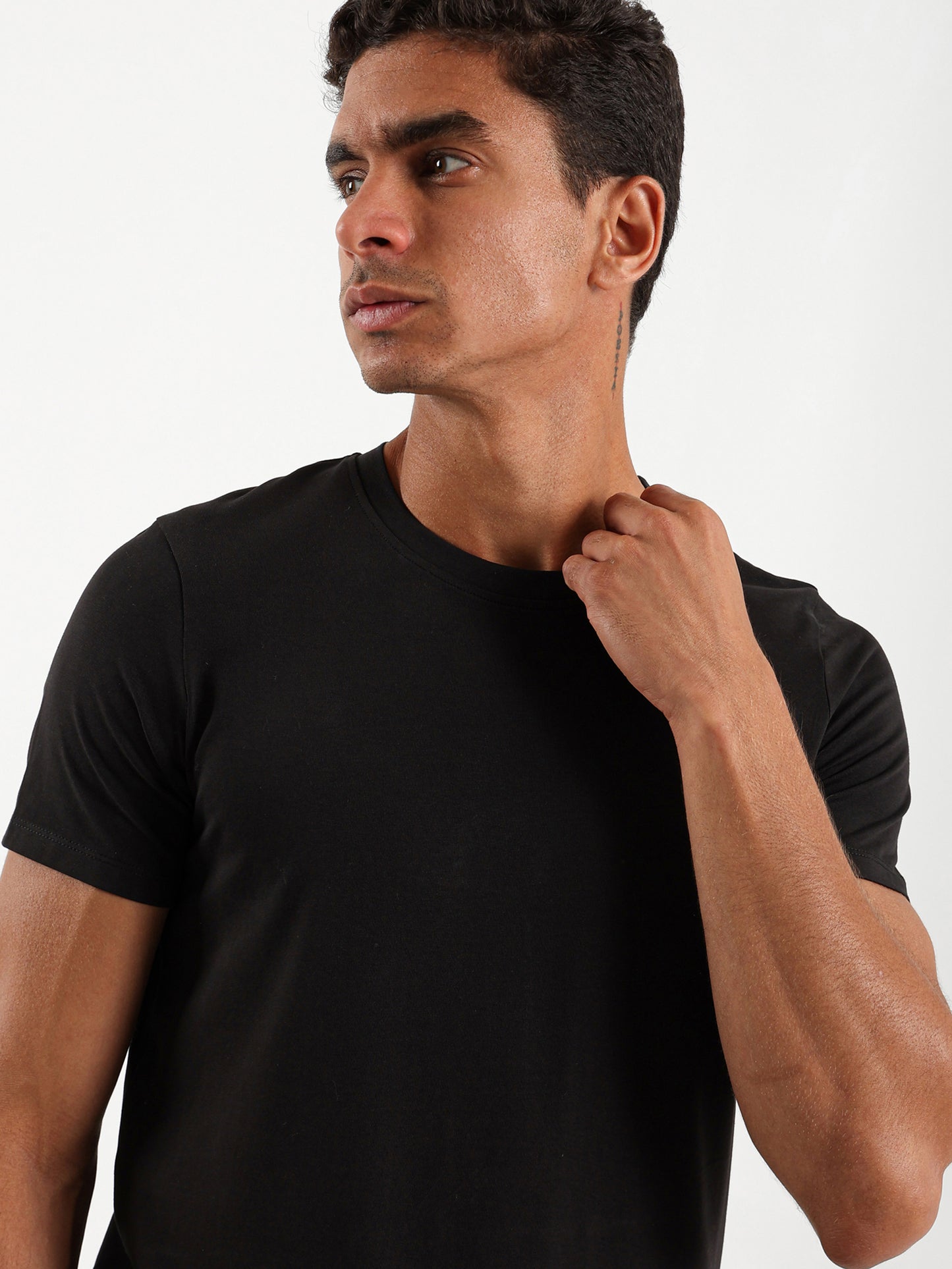 Basic Muscle Fit T-Shirt