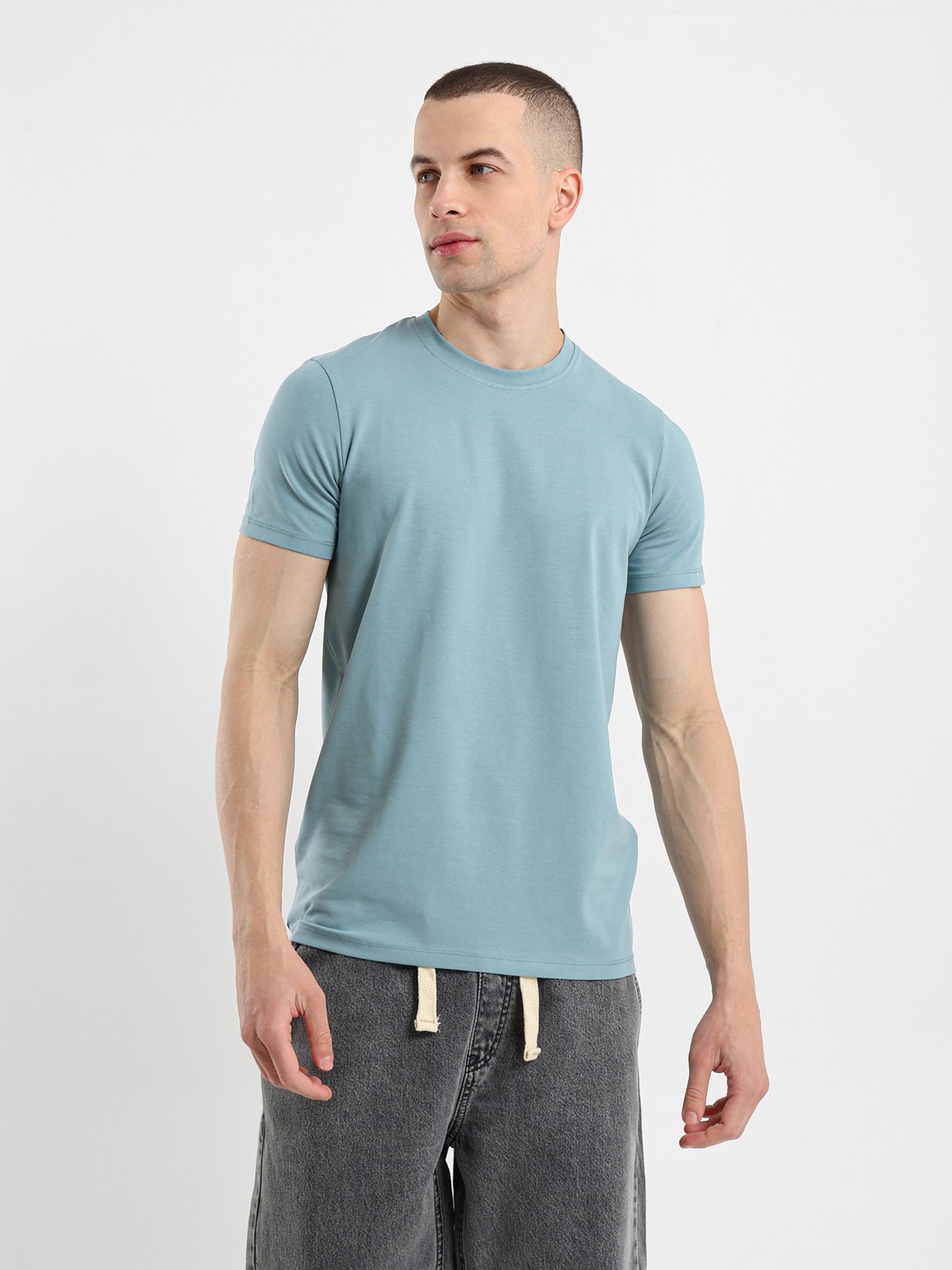Basic Muscle Fit T-Shirt