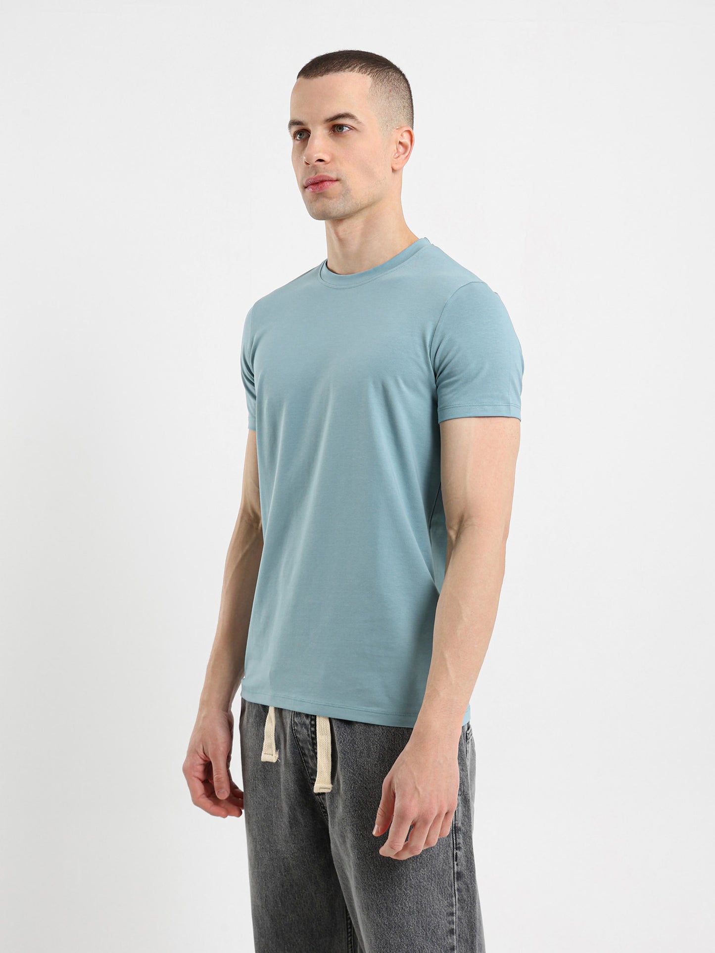 Basic Muscle Fit T-Shirt