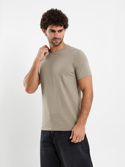 Basic Muscle Fit T-Shirt