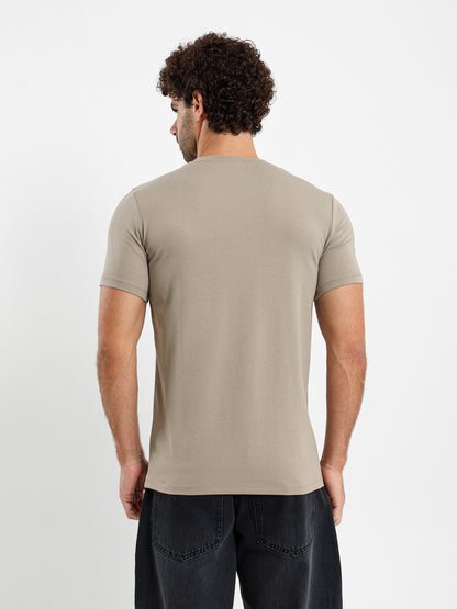 Basic Muscle Fit T-Shirt
