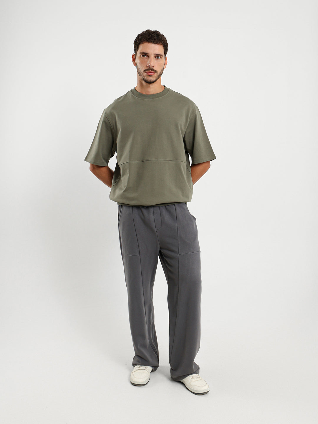 Loose Sweatpants with Front Pocket Seams