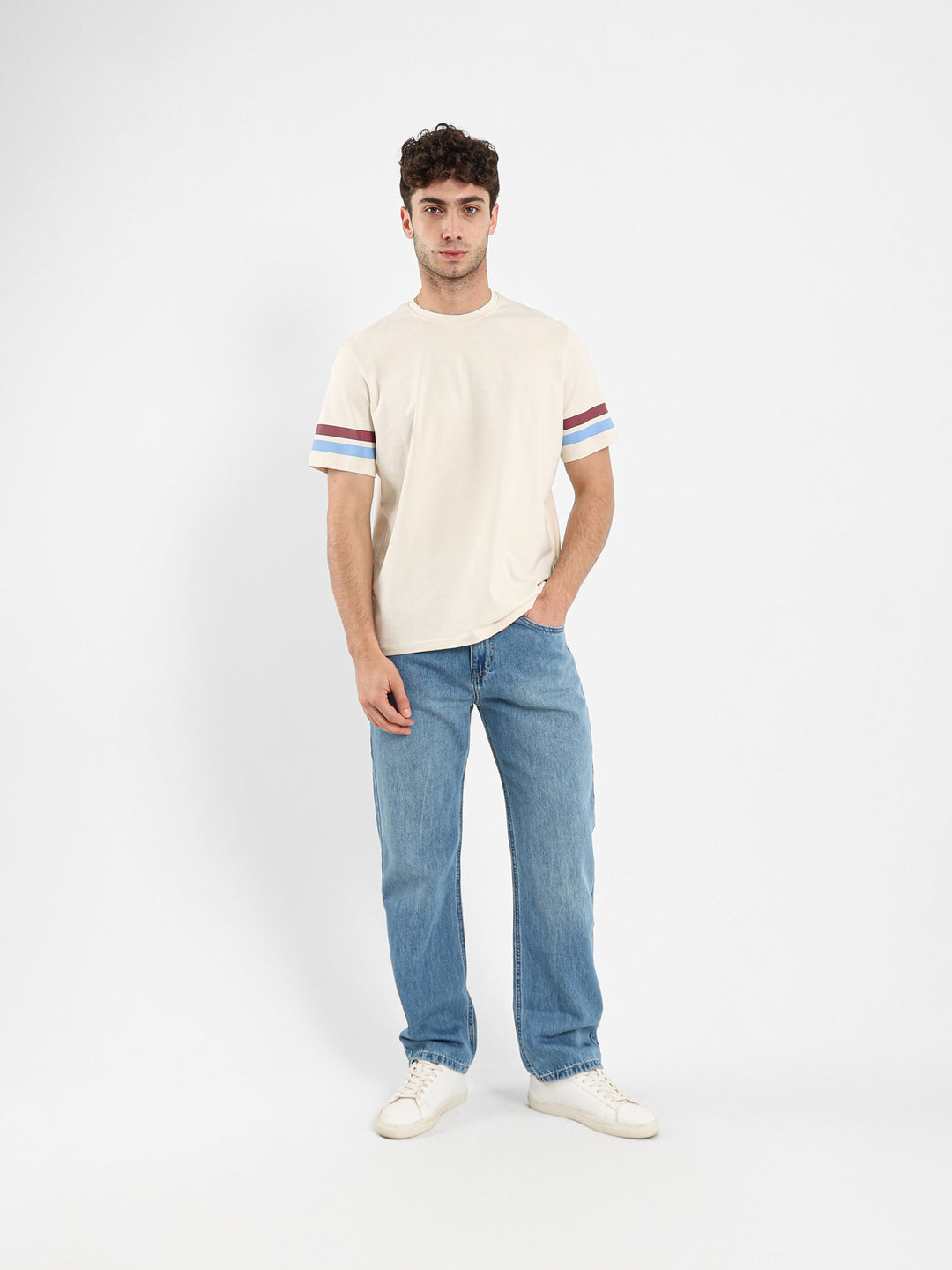 Bistro Blur Print T-Shirt