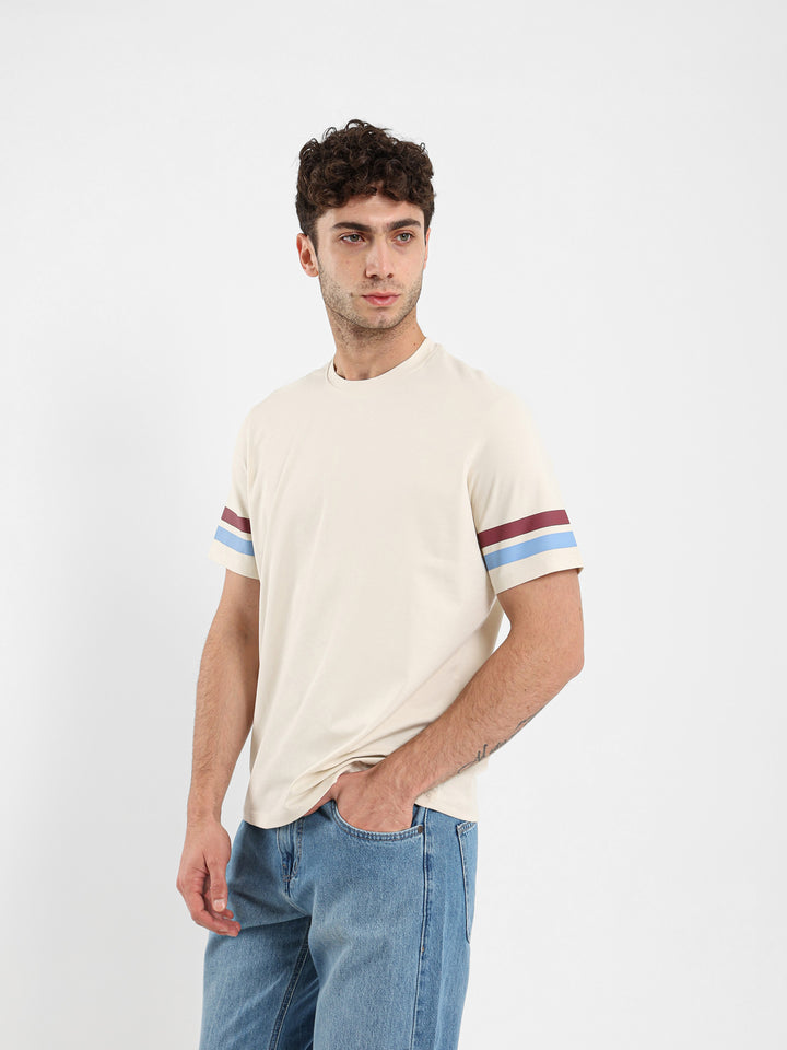 Bistro Blur Print T-Shirt
