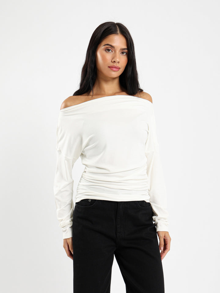 Fitted Waist Side Ruch Long Sleeve Tee