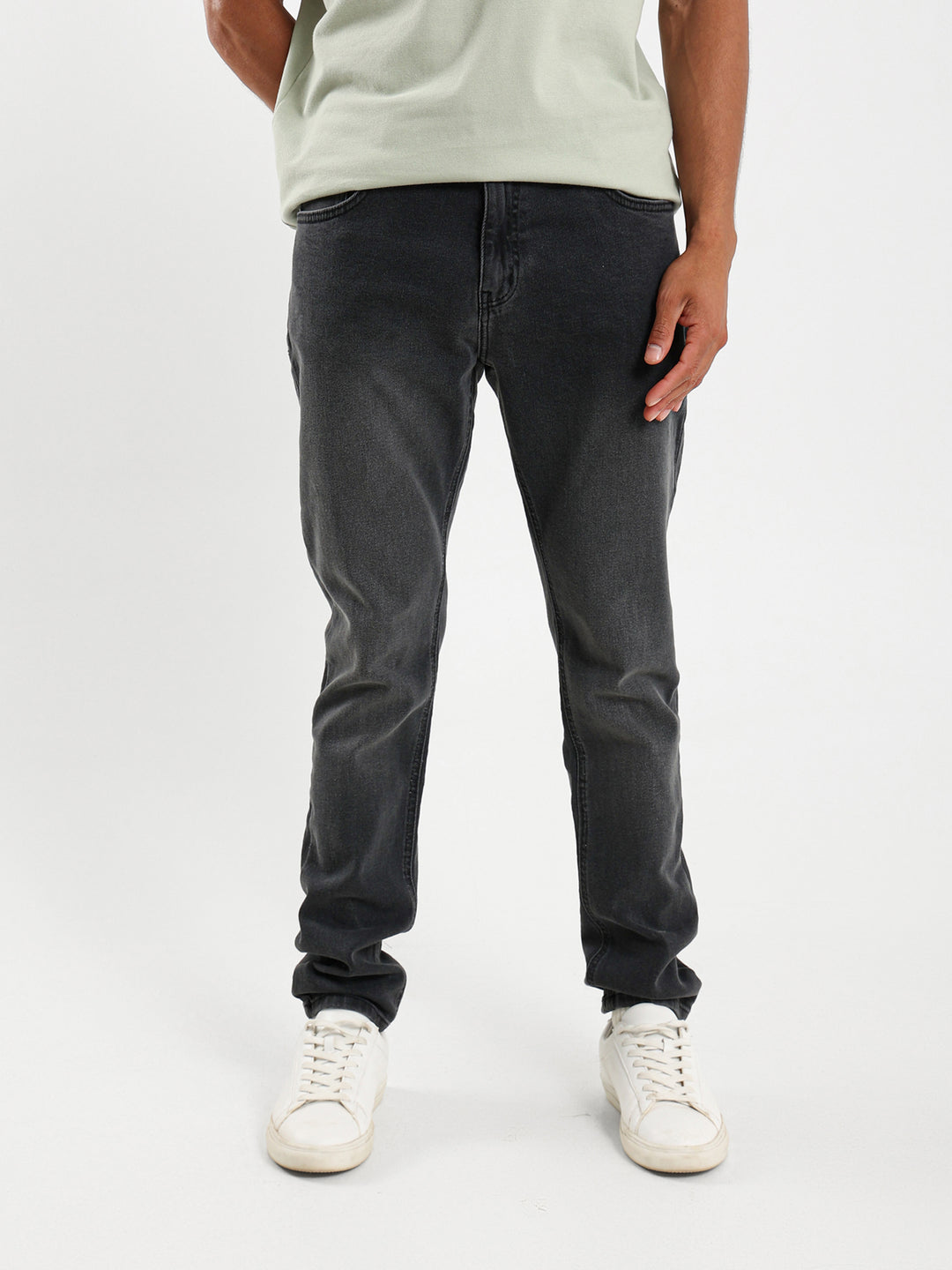 Basic Slim Fit Jeans