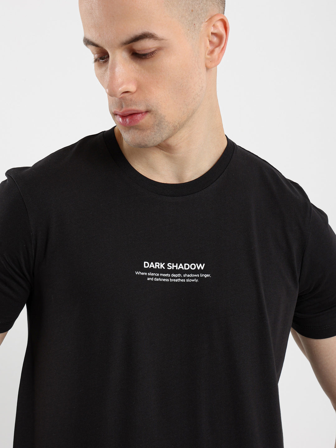 تيشيرت بطبعة Dark Shadow