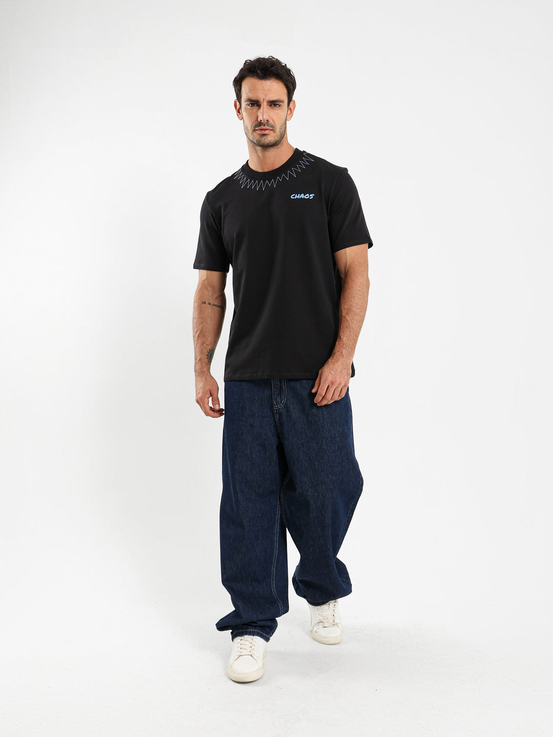 Surcharge Graphic T-Shirt