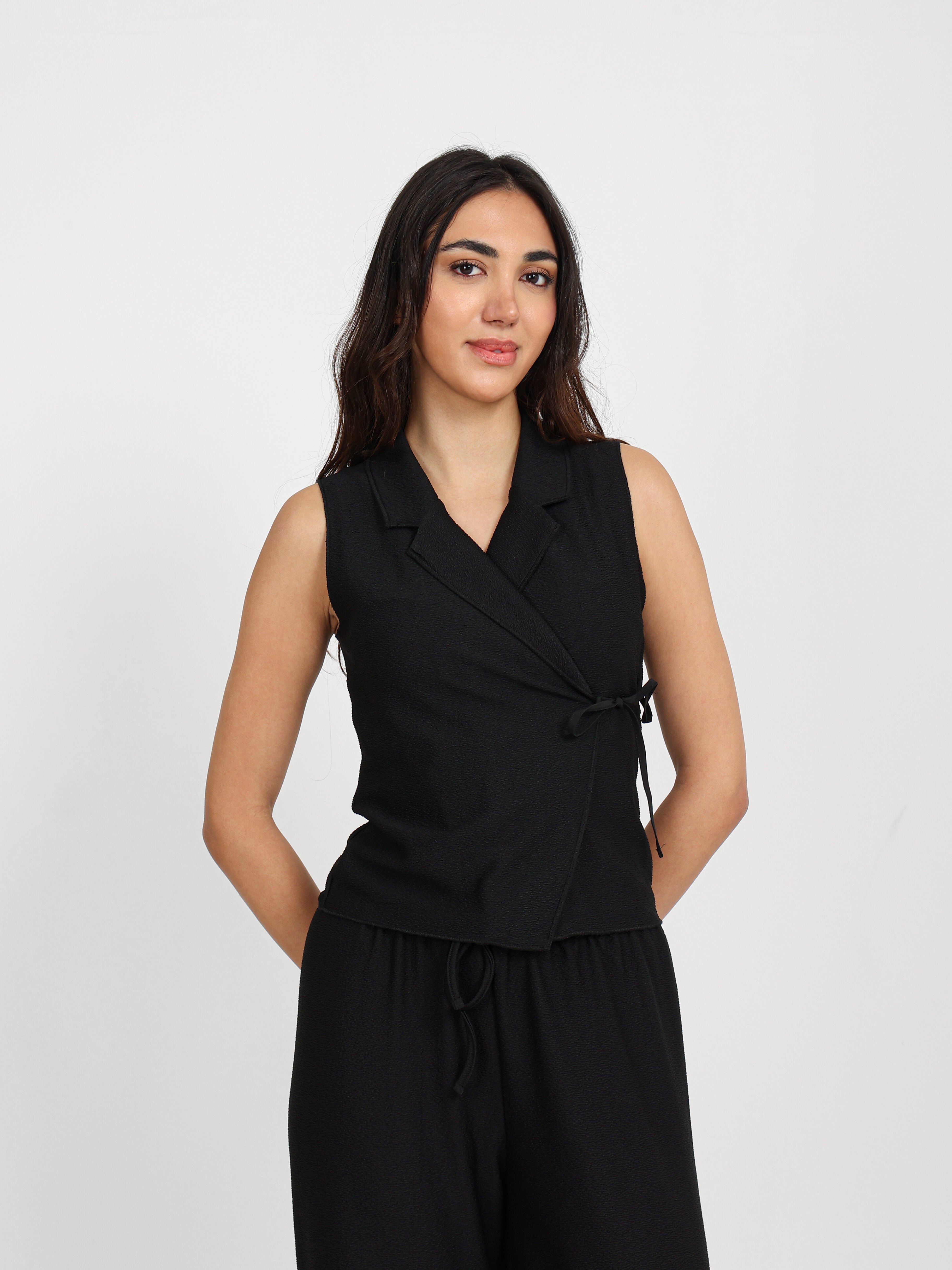 Notch Collar Sleeveless Vest – OR