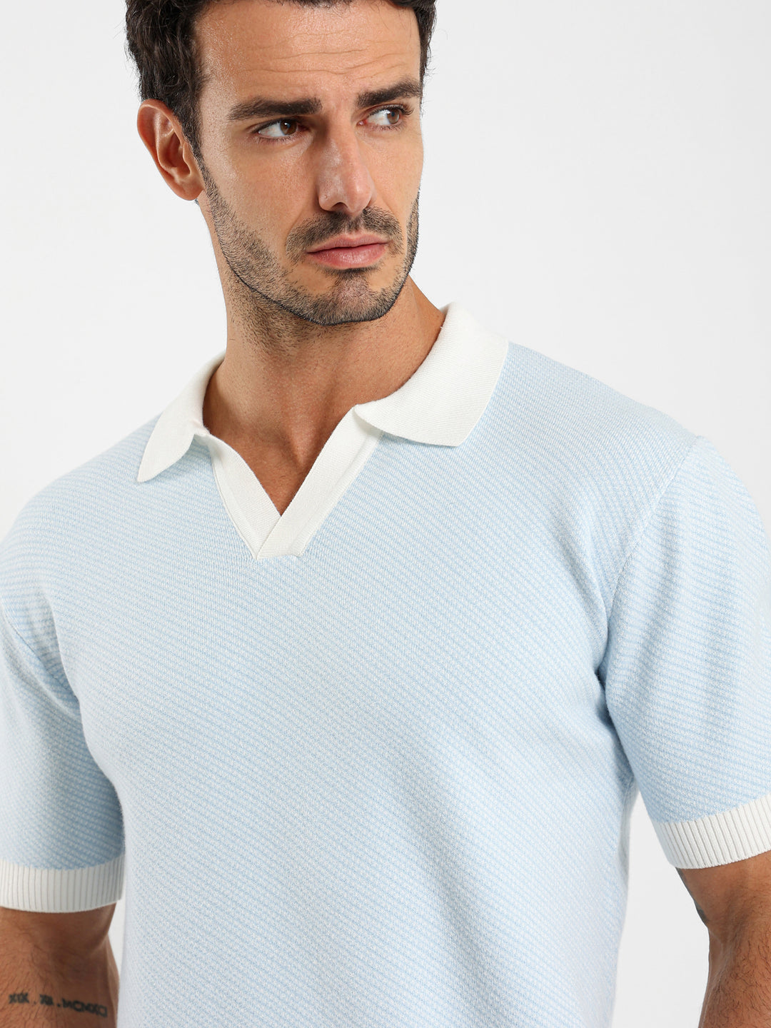 Diagonal Tricot Polo With Contrast Detail