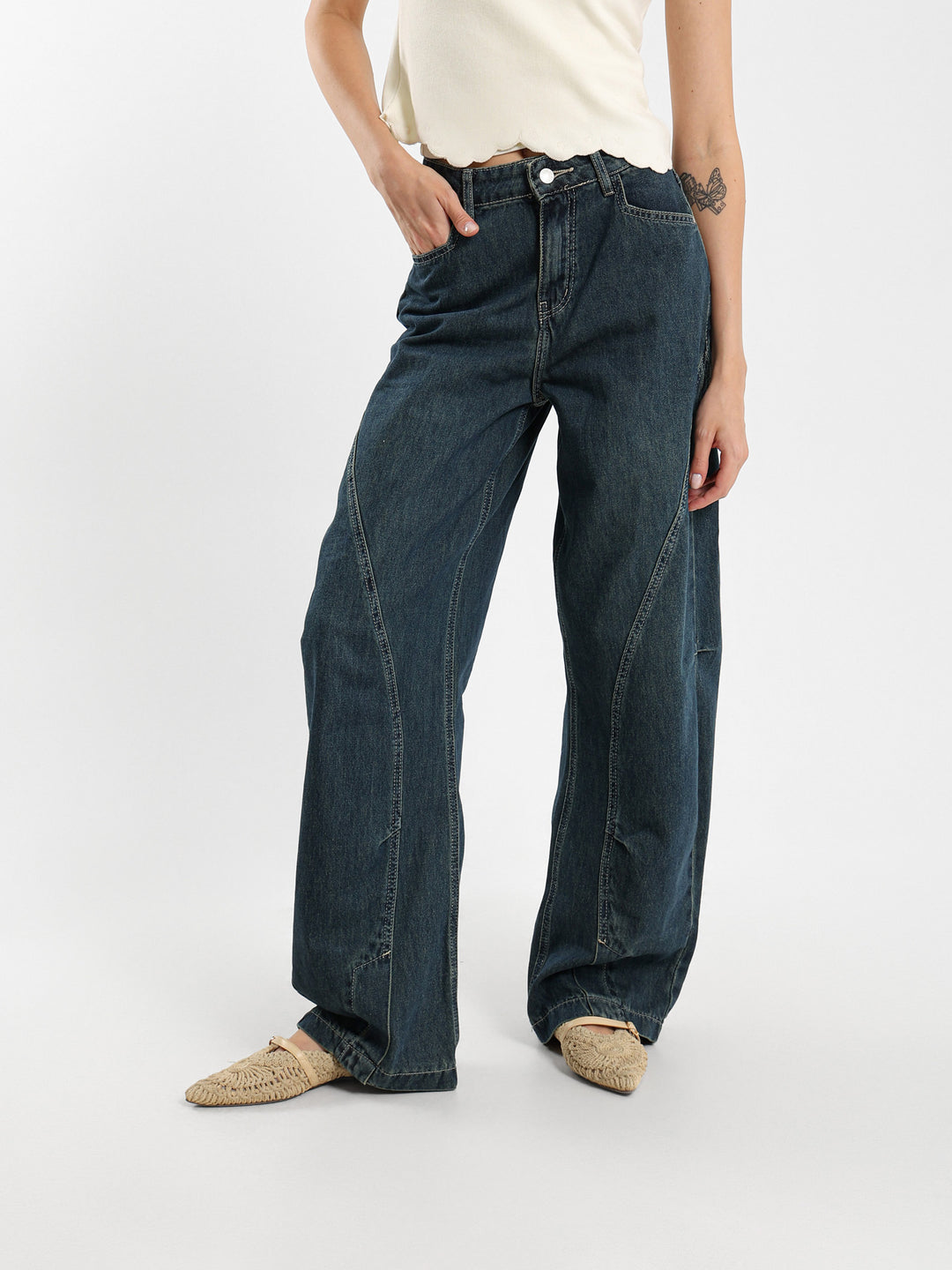 Balloon Jeans With Pleats