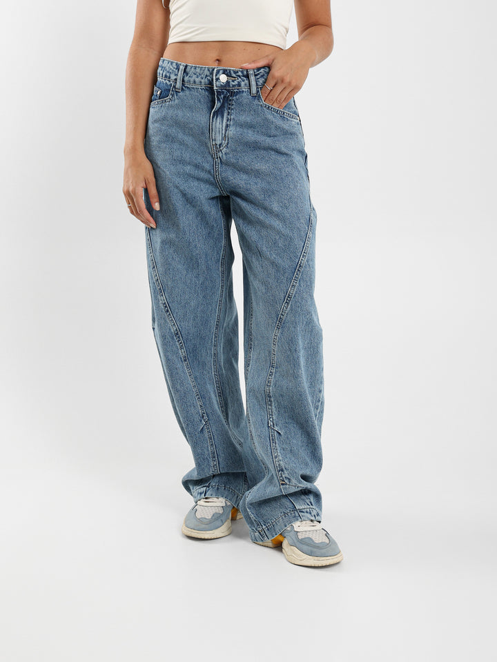 Balloon Jeans With Pleats