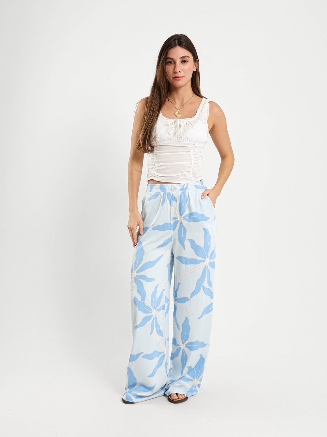Sleeveless Ruched Waist Top With Lace Detail