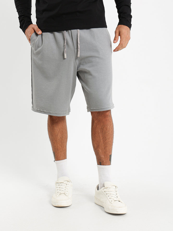 Relaxed Shorts With Rivet Detail