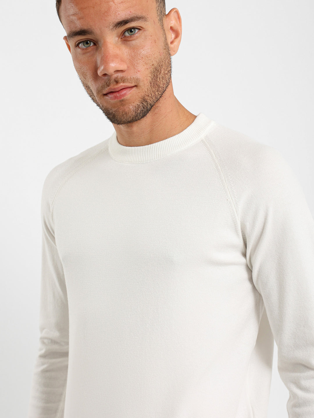 Relaxed Raglan Sleeve Pullover
