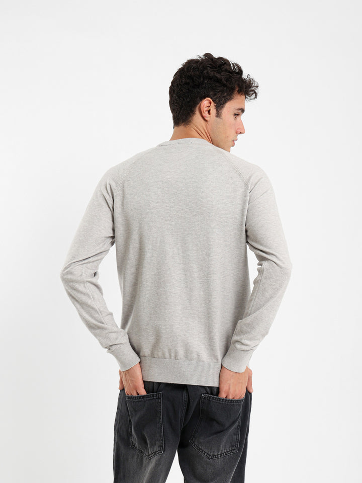 Relaxed Raglan Sleeve Pullover