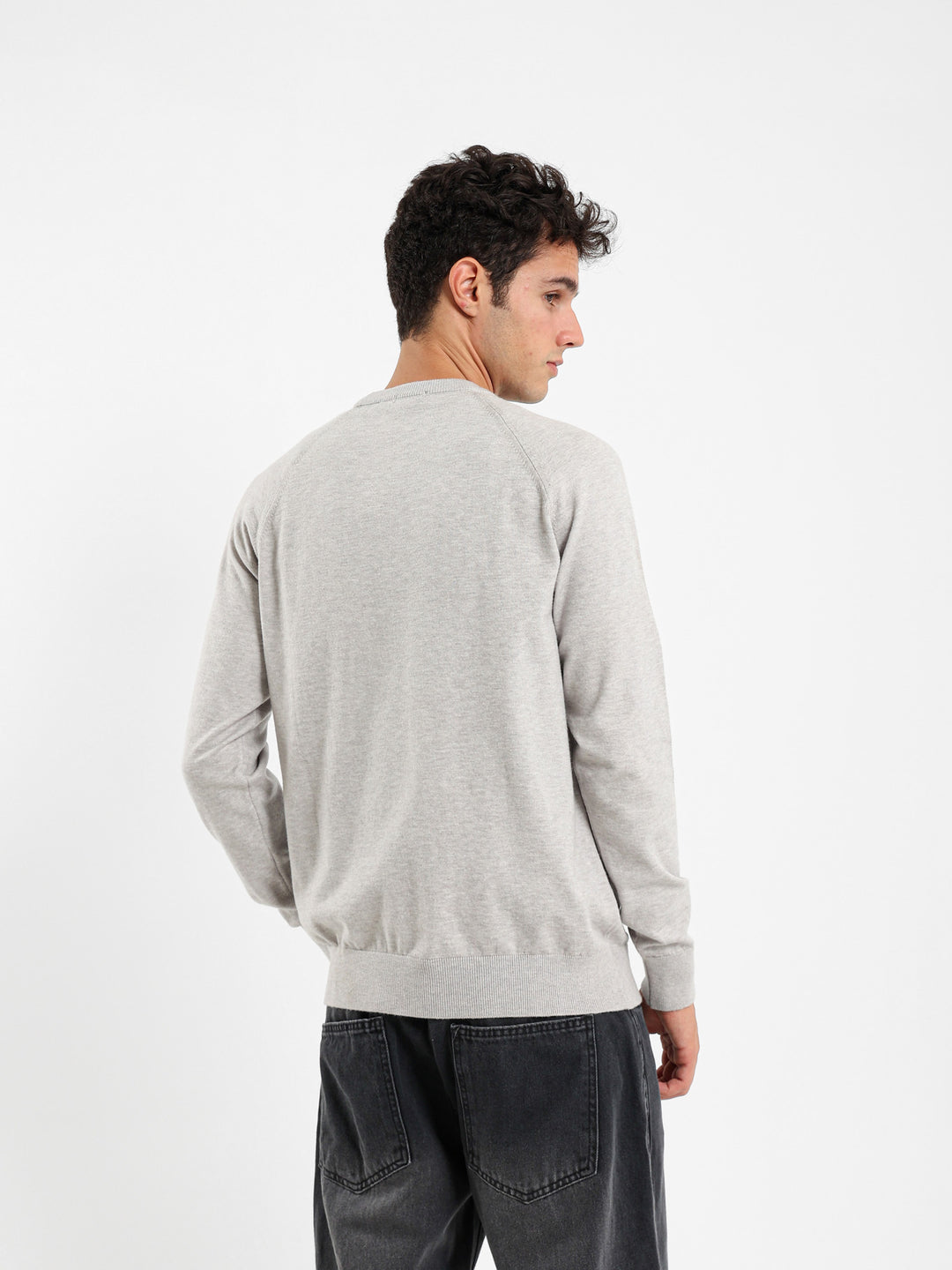 Relaxed Raglan Sleeve Pullover