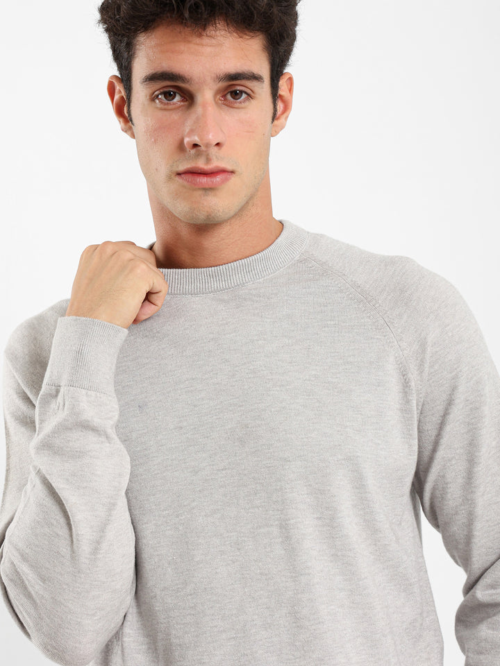 Relaxed Raglan Sleeve Pullover