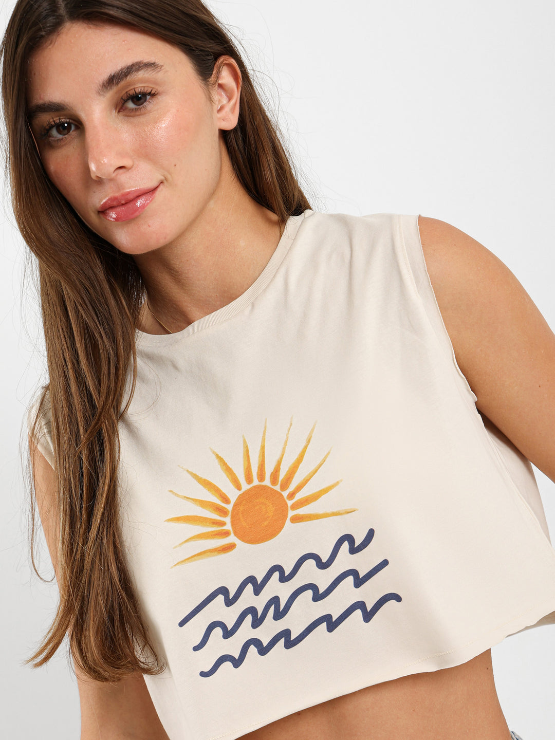 Sun And Waves Print Sleeveless T-Shirt