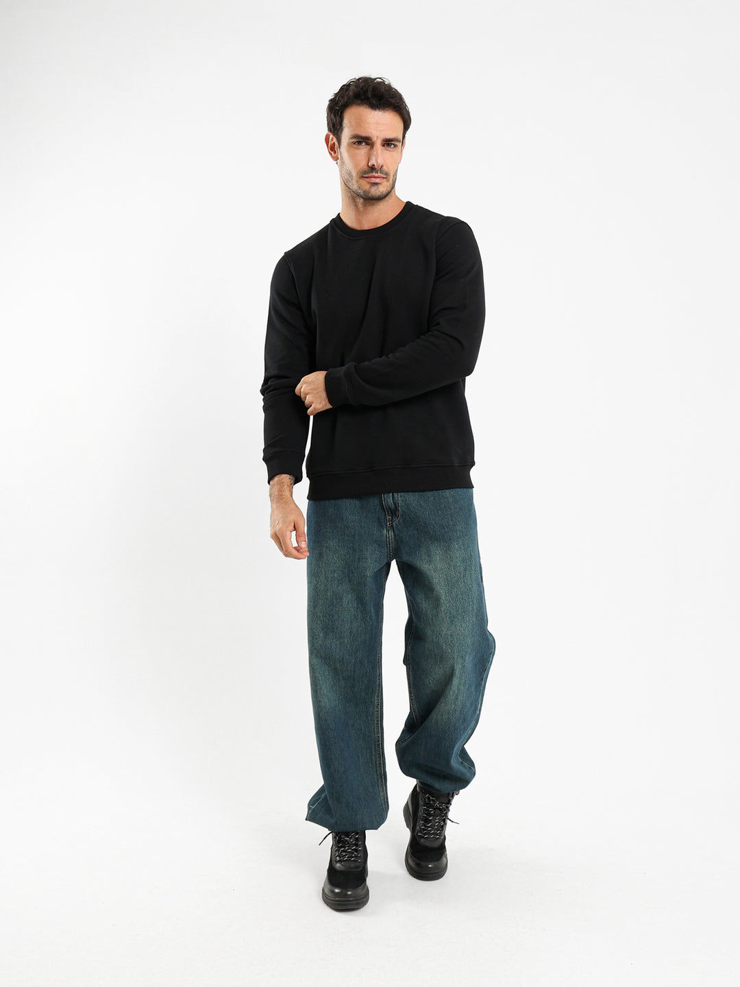 Round Neck Regular Sweatshirt