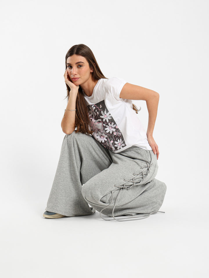 Girl With Flowers Print Loose T-Shirt