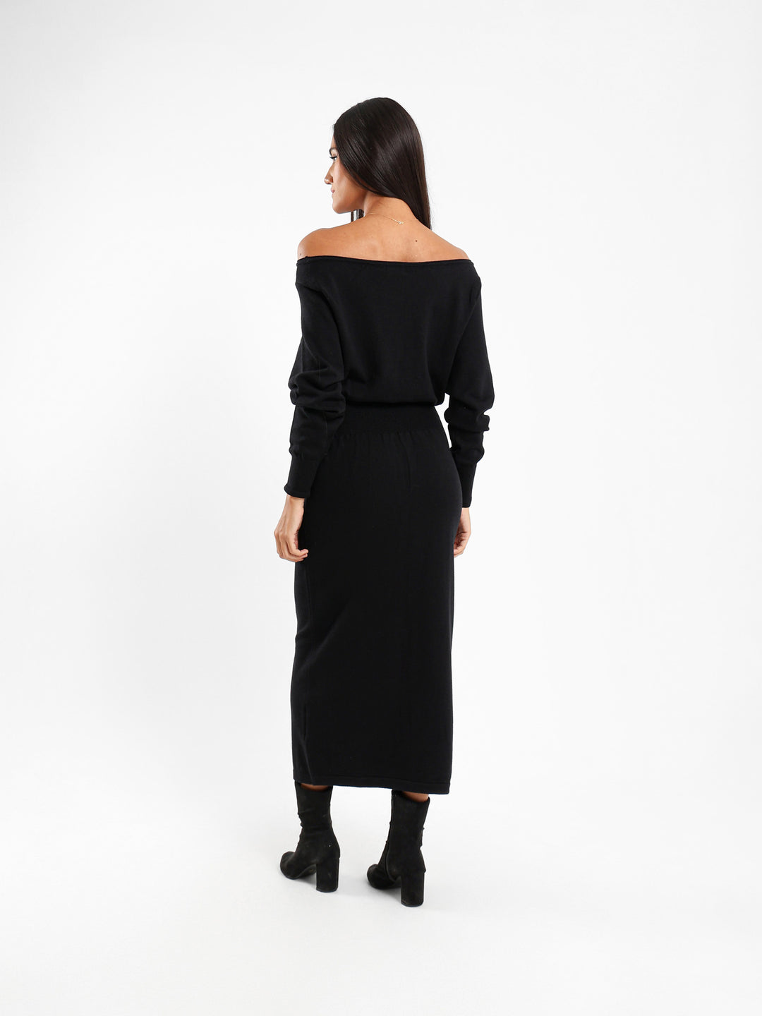 Belted Midi Tricot Dress