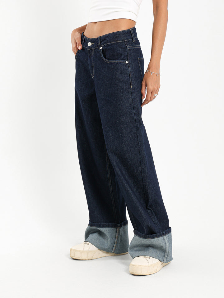 Low Rise Oversized Jeans with Folded Leg