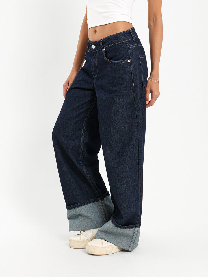 Low Rise Oversized Jeans with Folded Leg