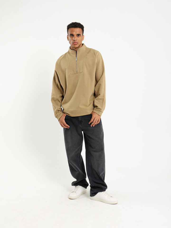 Boxy Sweatshirt with Long Neck