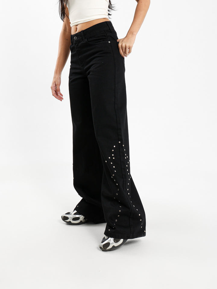 Loose Wide-Leg Jeans with Studs