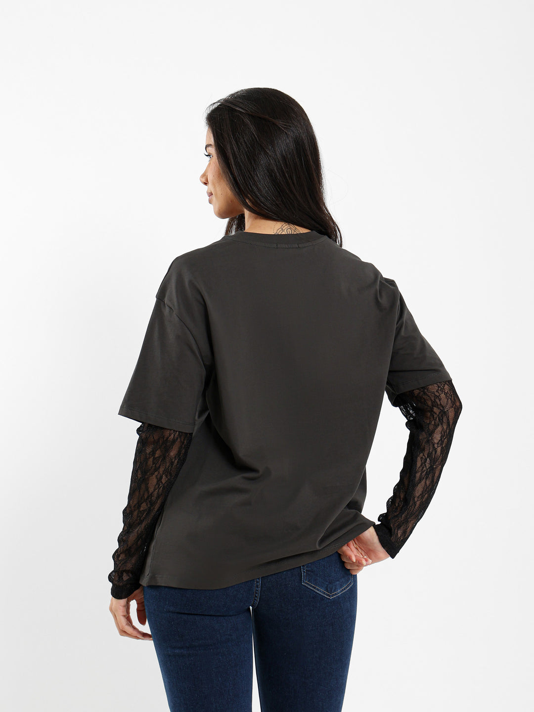 Loose T-Shirt with Inner Contrast Lace