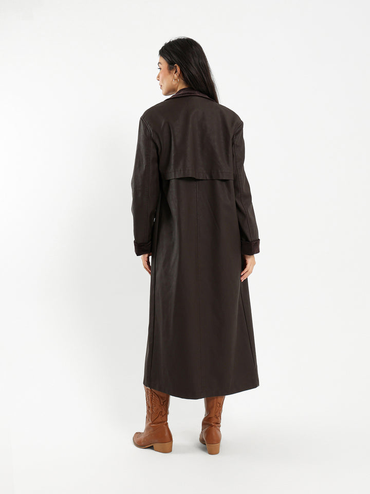 Coat with Contrast Collar and Cuffs